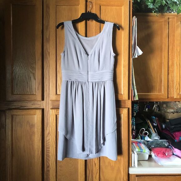 BCBGMAXAZRIA Rhea Sleeveless Chiffon Pleated Peplum Mini Dress Opal Grey - 8 - Picture 7 of 14